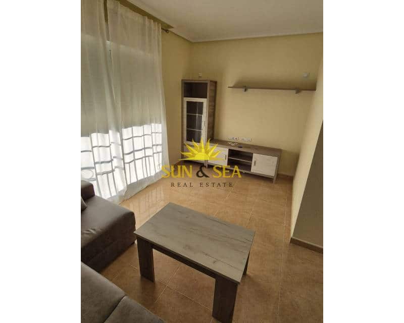 Apartamento de 2 habitaciones en Dolores en alquiler con garaje - 600 € (Ref: 8696160)