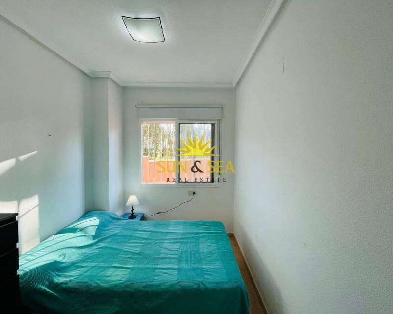 3 sovrum Lägenhet att hyra i Playa Honda med pool garage - 630 € (Ref: 8698785)