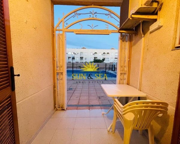 3 soveværelse Lejlighed til leje i Playa del Acequión, Torrevieja med swimmingpool garage - € 750 (Ref: 8699223)