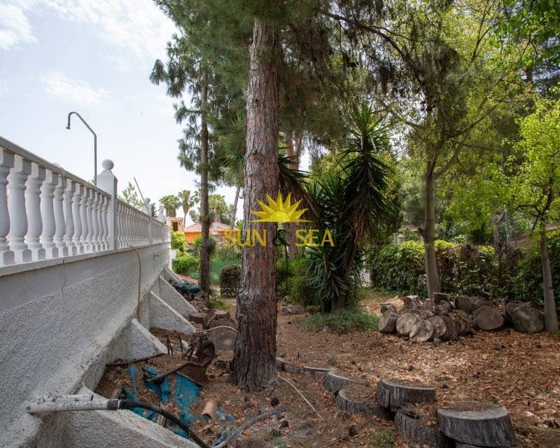 4 makuuhuone Huvila myytävänä paikassa Las Torres de Cotillas mukana uima-altaan 
autotalli - 420 000 € (Ref: 8707336)