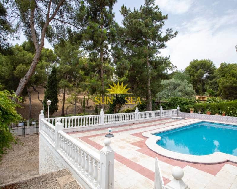 4 makuuhuone Huvila myytävänä paikassa Las Torres de Cotillas mukana uima-altaan 
autotalli - 420 000 € (Ref: 8707336)