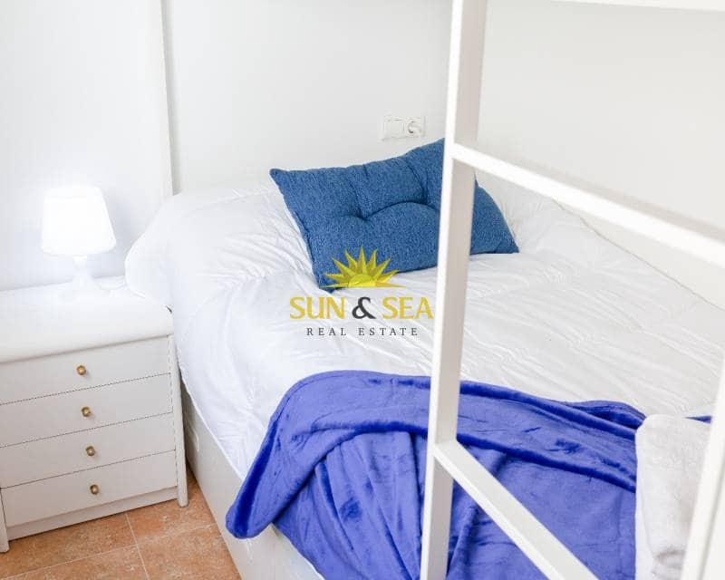 3 soverom Leilighet til leie i Guardamar del Segura - € 700 (Ref: 8707468)