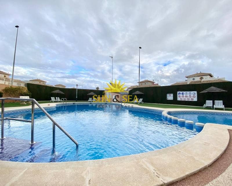 2 Zimmer Villa zu vermieten in Orihuela Costa mit Pool Garage - 1.050 € (Ref: 8708296)