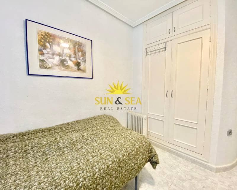 2 Zimmer Villa zu vermieten in Orihuela Costa mit Pool Garage - 1.050 € (Ref: 8708296)