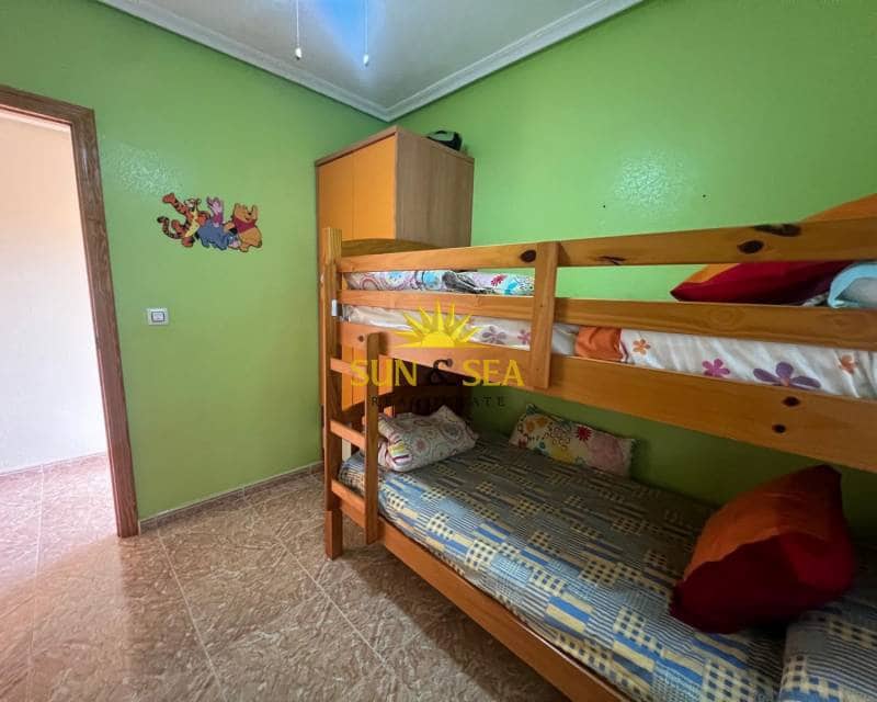 3 sovrum Lägenhet att hyra i Mar de Cristal med pool - 650 € (Ref: 8708918)