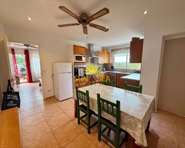 3 makuuhuone Kattohuoneisto vuokrattavana paikassa Playa de los Náufragos, Torrevieja mukana uima-altaan - 800 € (Ref: 8712298)