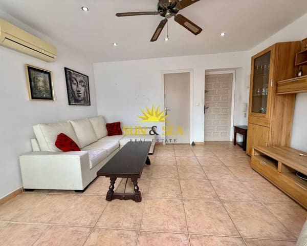 3 makuuhuone Kattohuoneisto vuokrattavana paikassa Playa de los Náufragos, Torrevieja mukana uima-altaan - 800 € (Ref: 8712298)