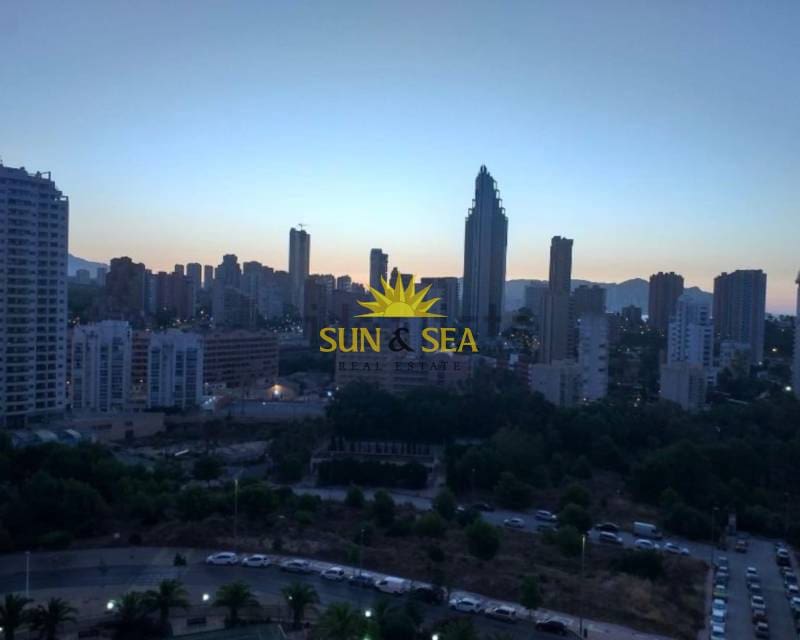 2 camera da letto Appartamento da affittare in Benidorm con piscina garage - 900 € (Rif: 8713100)