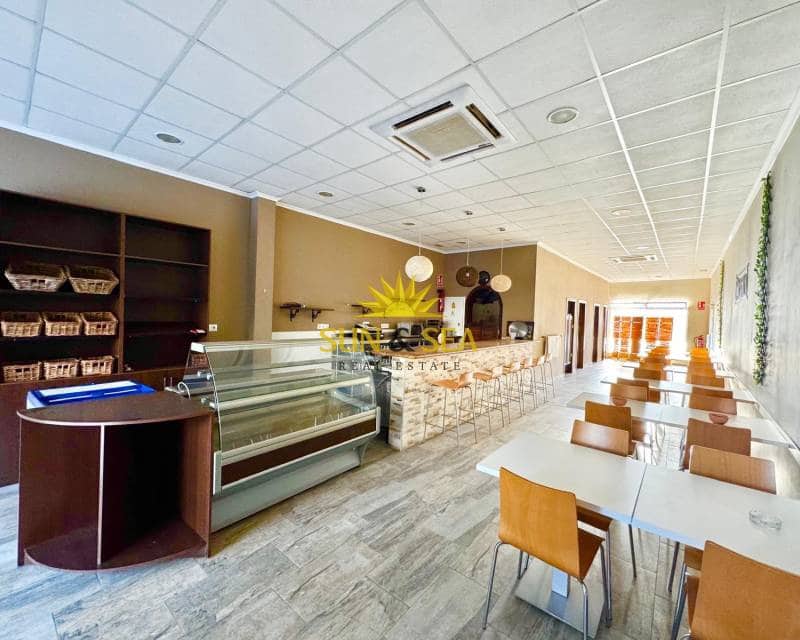 Restaurant/Bar for sale in Pinar de Campoverde - € 190,000 (Ref: 8713175)