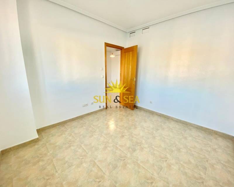 2 slaapkamer Appartement te huur in San Pedro del Pinatar - € 600 (Ref: 8714418)