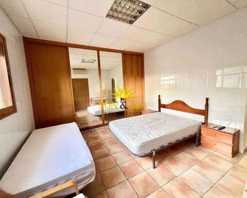 1 soverom Villa til leie i Elche / Elx - € 950 (Ref: 8741074)