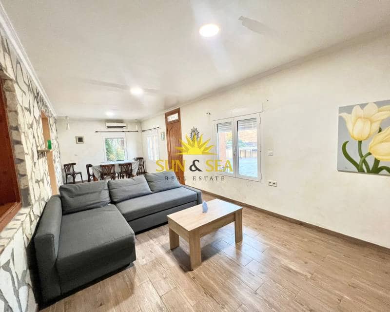 5 slaapkamer Villa te huur in Elche / Elx met zwembad - € 1.850 (Ref: 8741265)