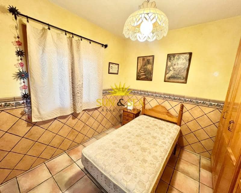 5 slaapkamer Villa te huur in Elche / Elx met zwembad - € 1.850 (Ref: 8741265)