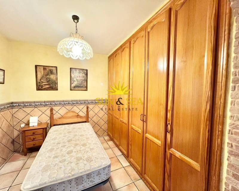 5 slaapkamer Villa te huur in Elche / Elx met zwembad - € 1.850 (Ref: 8741265)