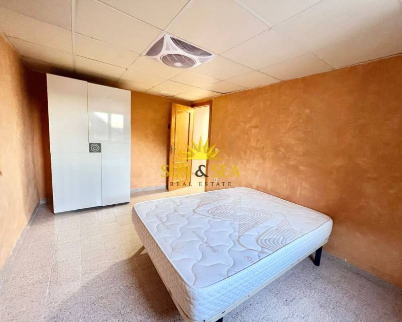 5 slaapkamer Villa te huur in Elche / Elx met zwembad - € 1.850 (Ref: 8741265)