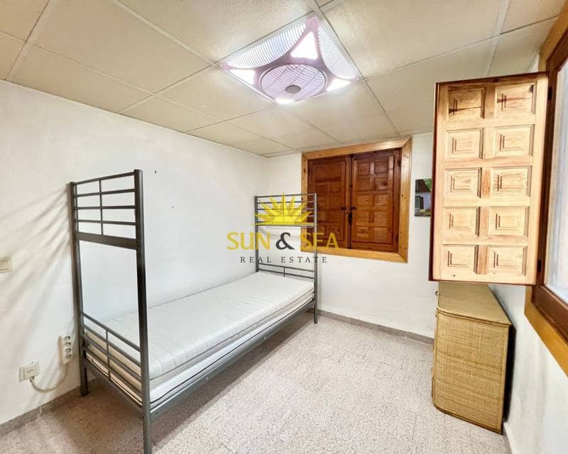 5 slaapkamer Villa te huur in Elche / Elx met zwembad - € 1.850 (Ref: 8741265)
