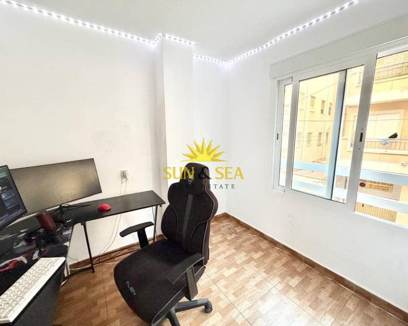 3 bedroom Apartment for sale in La Mata with garage - € 175,000 (Ref: 8747900)