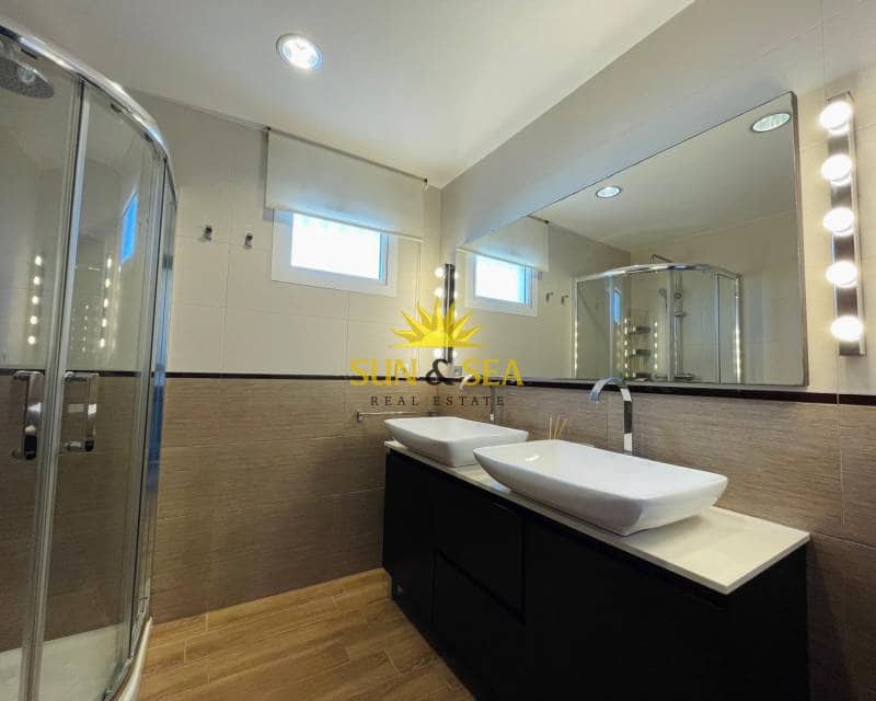 5 sovrum Villa att hyra i El Chaparral med pool garage - 2 200 € (Ref: 8750678)