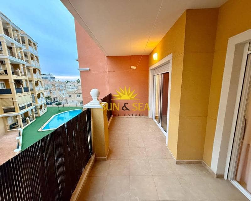 1 sypialnia Apartament do wynajęcia w Torrevieja z basenem garażem - 650 € (Ref: 8751910)
