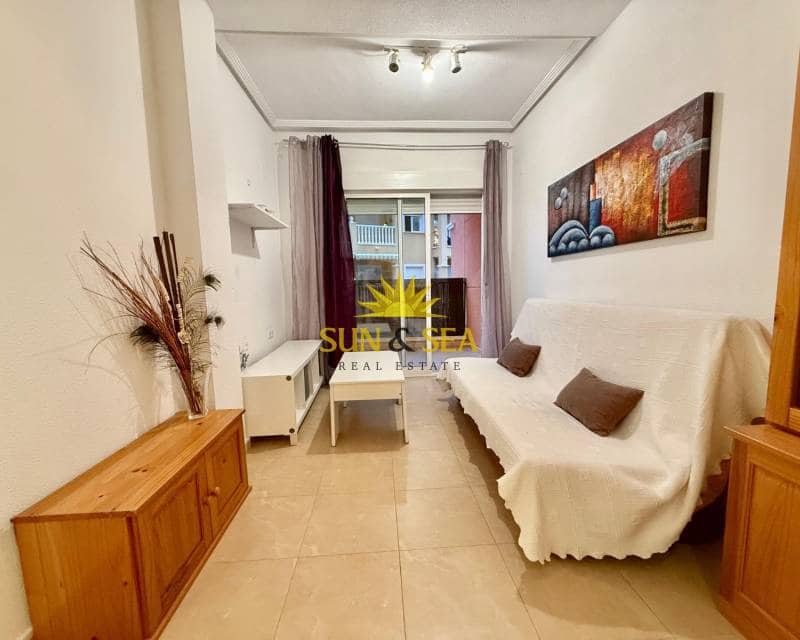 1 sypialnia Apartament do wynajęcia w Torrevieja z basenem garażem - 650 € (Ref: 8751910)