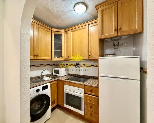 1 sypialnia Apartament do wynajęcia w Torreblanca, Torrevieja z basenem garażem - 650 € (Ref: 8751910)