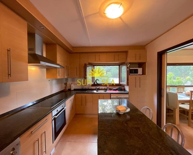 3 quarto Moradia para arrendar em San Miguel de Salinas com piscina garagem - 2 500 € (Ref: 8752082)