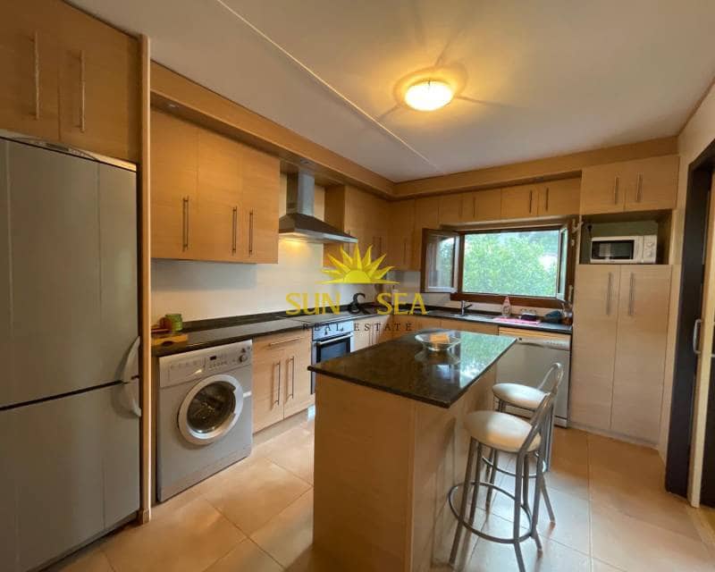 3 quarto Moradia para arrendar em San Miguel de Salinas com piscina garagem - 2 500 € (Ref: 8752082)