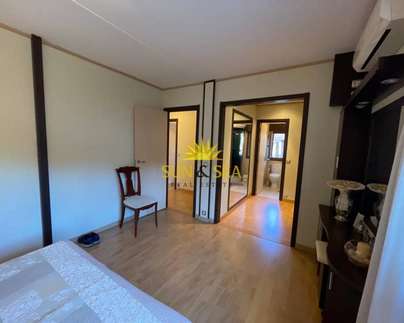 3 quarto Moradia para arrendar em San Miguel de Salinas com piscina garagem - 2 500 € (Ref: 8752082)