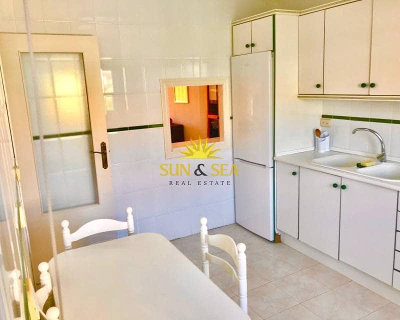 3 soveværelse Lejlighed til leje i La Manga del Mar Menor med swimmingpool garage - € 800 (Ref: 8759193)