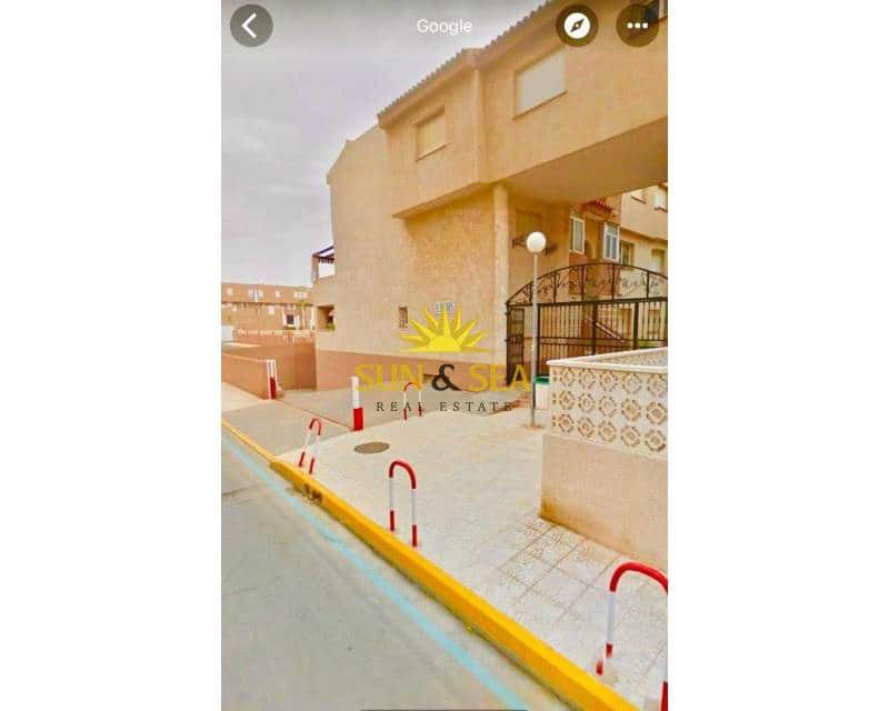 3 soveværelse Lejlighed til leje i La Manga del Mar Menor med swimmingpool garage - € 800 (Ref: 8759193)