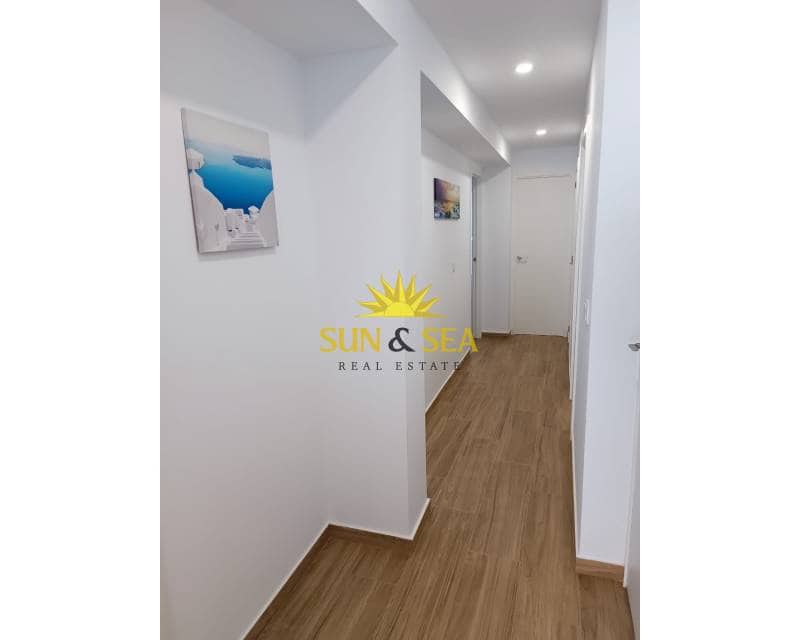 3 sypialnia Willa do wynajęcia w Santa Pola - 900 € (Ref: 8766416)