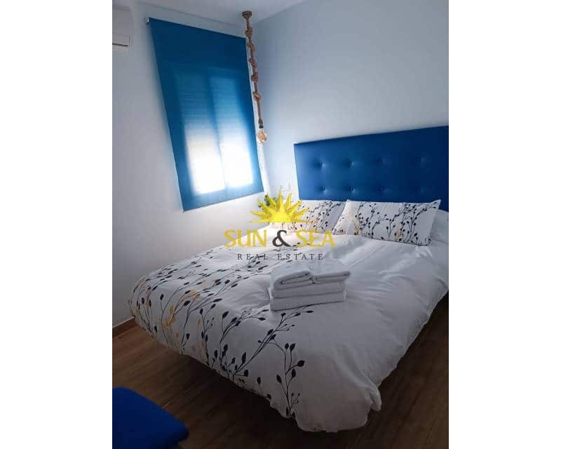 3 sypialnia Willa do wynajęcia w Santa Pola - 900 € (Ref: 8766416)