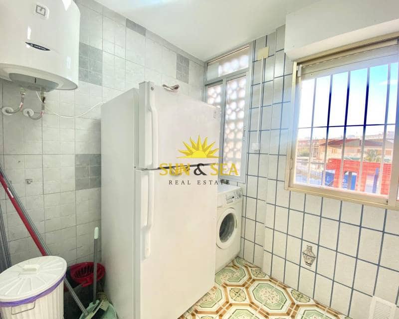Apartamento de 3 habitaciones en Santiago de la Ribera en alquiler con piscina - 1.000 € (Ref: 8766417)