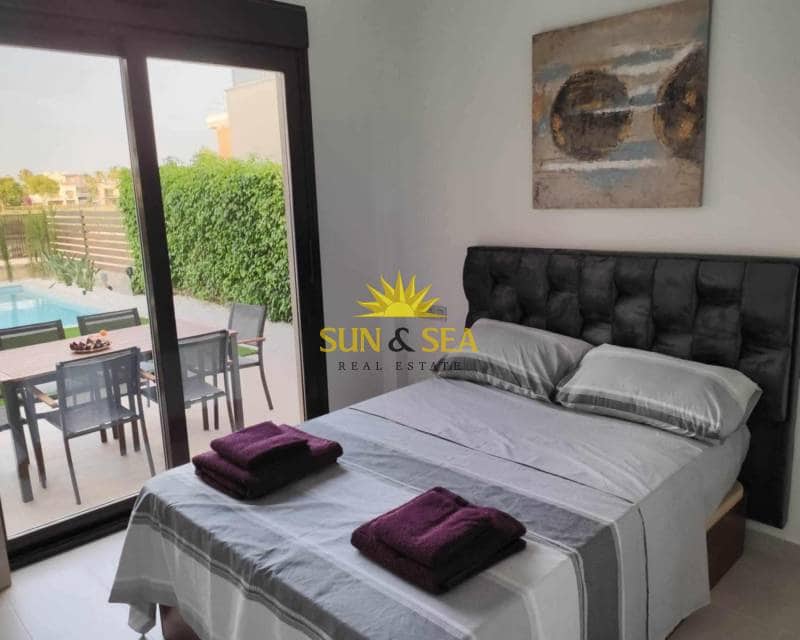 3 slaapkamer Appartement te huur in Roda met zwembad garage - € 2.950 (Ref: 8769497)