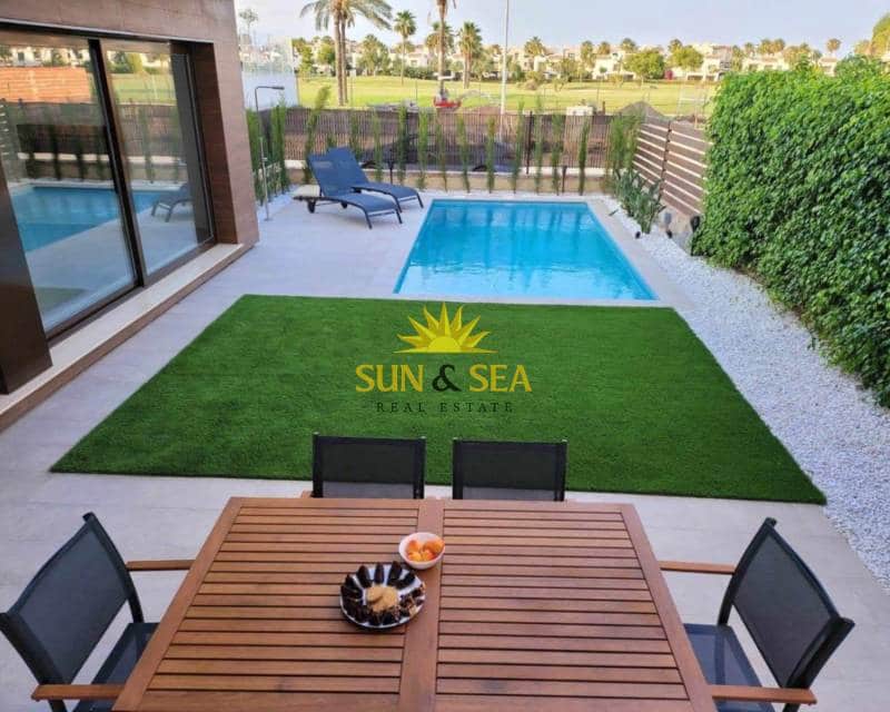 3 slaapkamer Appartement te huur in Roda met zwembad garage - € 2.950 (Ref: 8769497)