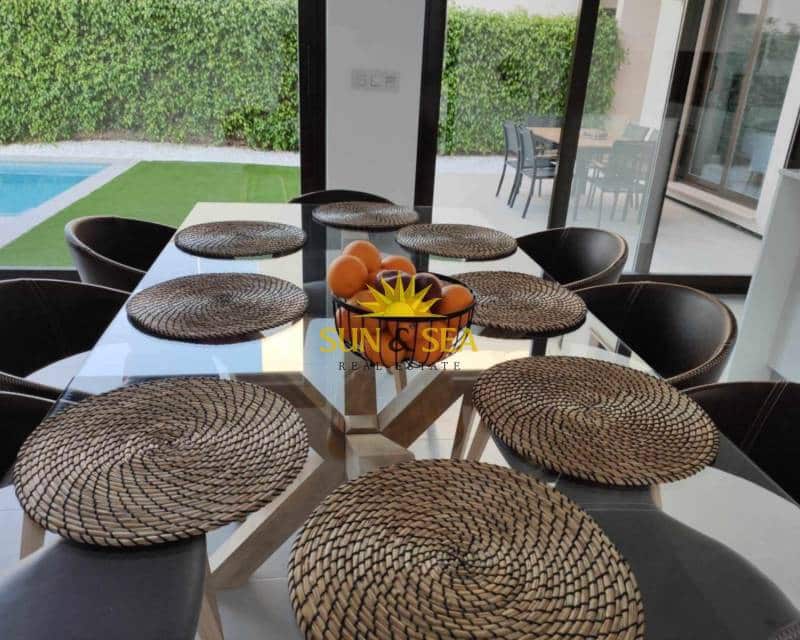 3 slaapkamer Appartement te huur in Roda met zwembad garage - € 2.950 (Ref: 8769497)