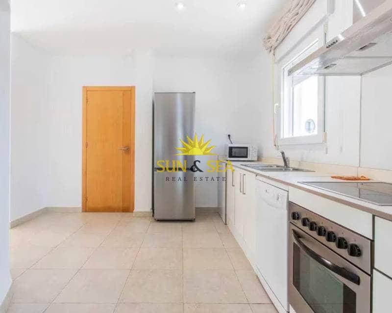 3 soveværelse Villa til leje i La Manga del Mar Menor med swimmingpool garage - € 1.650 (Ref: 8770268)