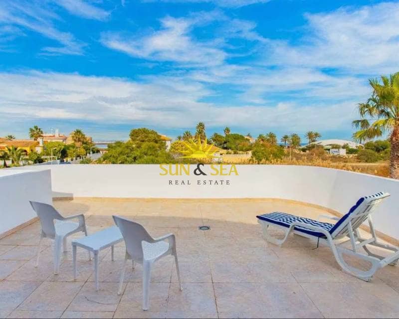 3 soveværelse Villa til leje i La Manga del Mar Menor med swimmingpool garage - € 1.650 (Ref: 8770268)