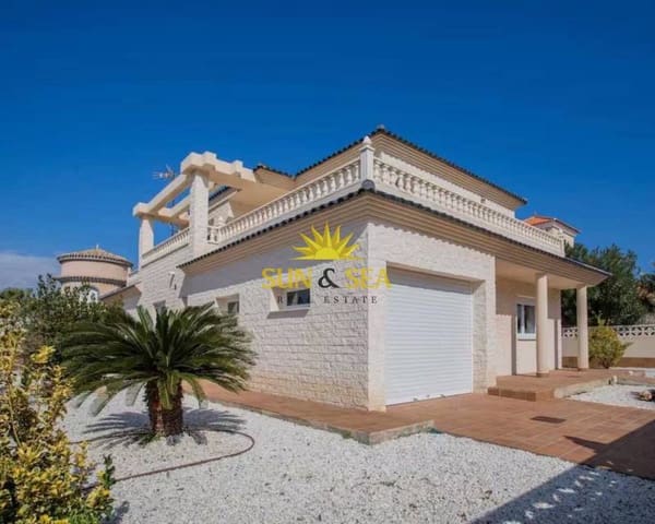 Villa/Maison de 6 chambres à louer à La Manga del Mar Menor avec piscine - 1 650 € (Ref: 8770803)