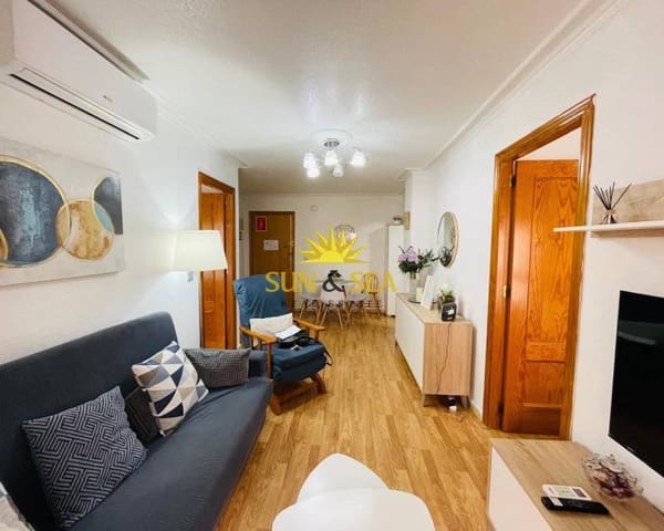 2 soveværelse Lejlighed til leje i Playa del Acequión, Torrevieja - € 750 (Ref: 8773998)