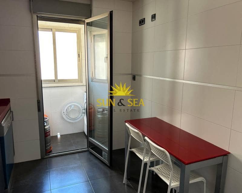 3 camera da letto Appartamento da affittare in Santa Pola - 900 € (Rif: 8776508)