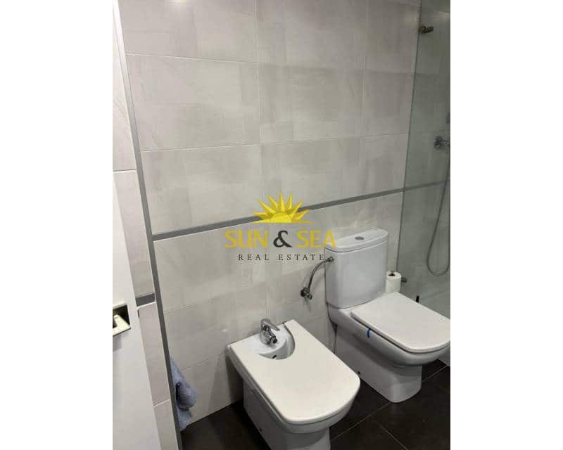 3 camera da letto Appartamento da affittare in Santa Pola - 900 € (Rif: 8776508)