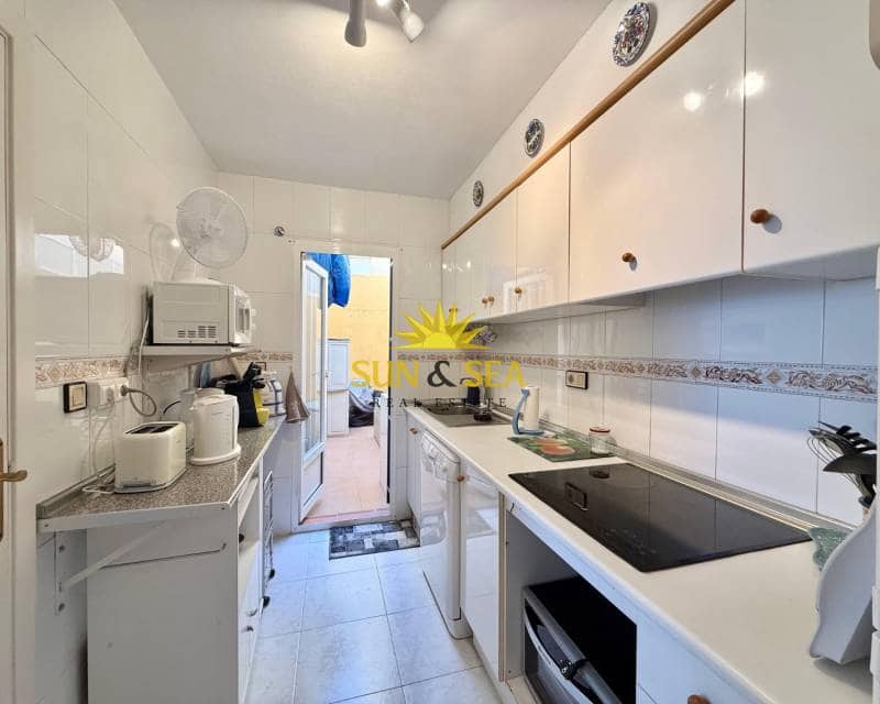 2 makuuhuone Omakotitalo vuokrattavana paikassa El Chaparral - 700 € (Ref: 8785832)