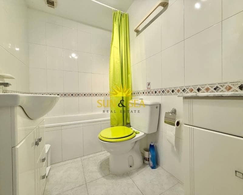 2 makuuhuone Omakotitalo vuokrattavana paikassa El Chaparral - 700 € (Ref: 8785832)