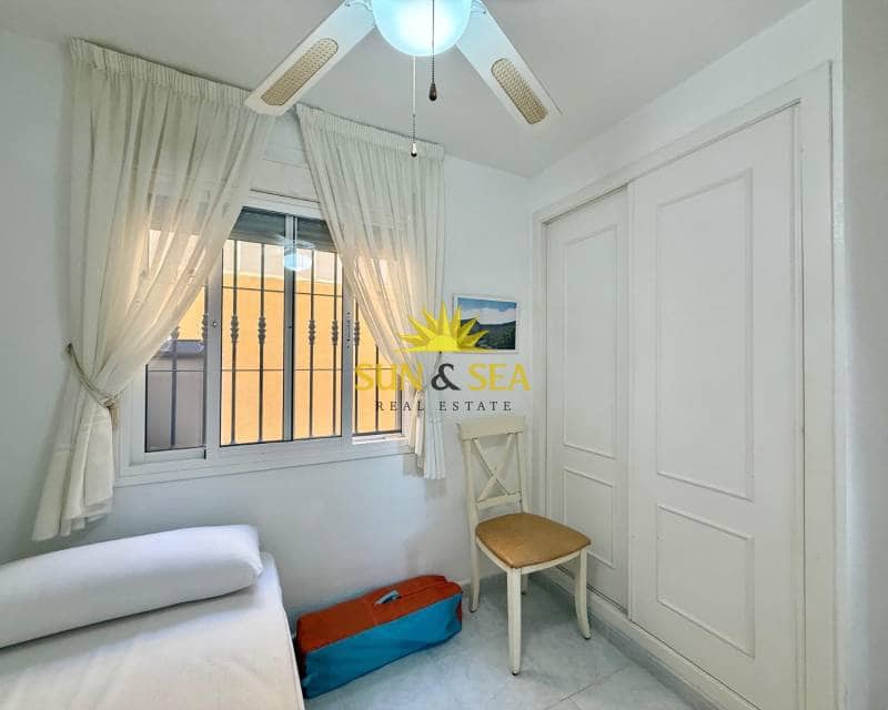 2 makuuhuone Omakotitalo vuokrattavana paikassa El Chaparral - 700 € (Ref: 8785832)