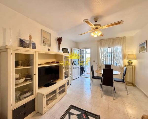 2 makuuhuone Omakotitalo vuokrattavana paikassa El Chaparral, Torrevieja - 700 € (Ref: 8785832)