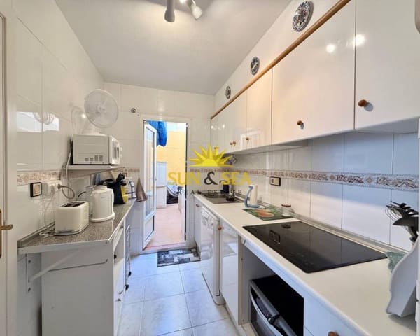 2 makuuhuone Omakotitalo vuokrattavana paikassa El Chaparral, Torrevieja - 700 € (Ref: 8785832)