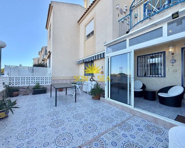 2 makuuhuone Omakotitalo vuokrattavana paikassa El Chaparral, Torrevieja - 700 € (Ref: 8785832)