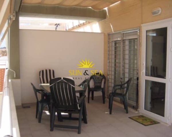 1 sovrum Lägenhet att hyra i La Manga del Mar Menor med pool garage - 600 € (Ref: 8789122)