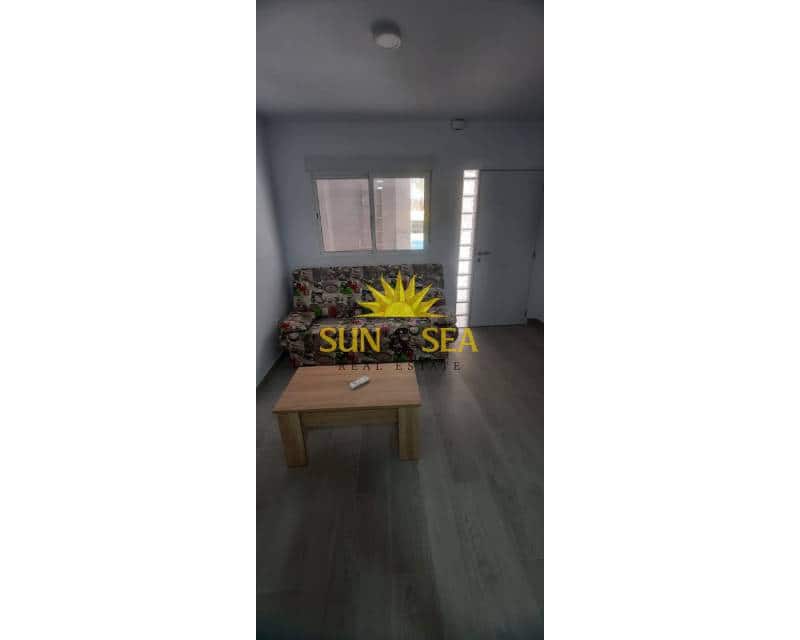 4 soverom Leilighet til leie i Elche / Elx - € 900 (Ref: 8792021)